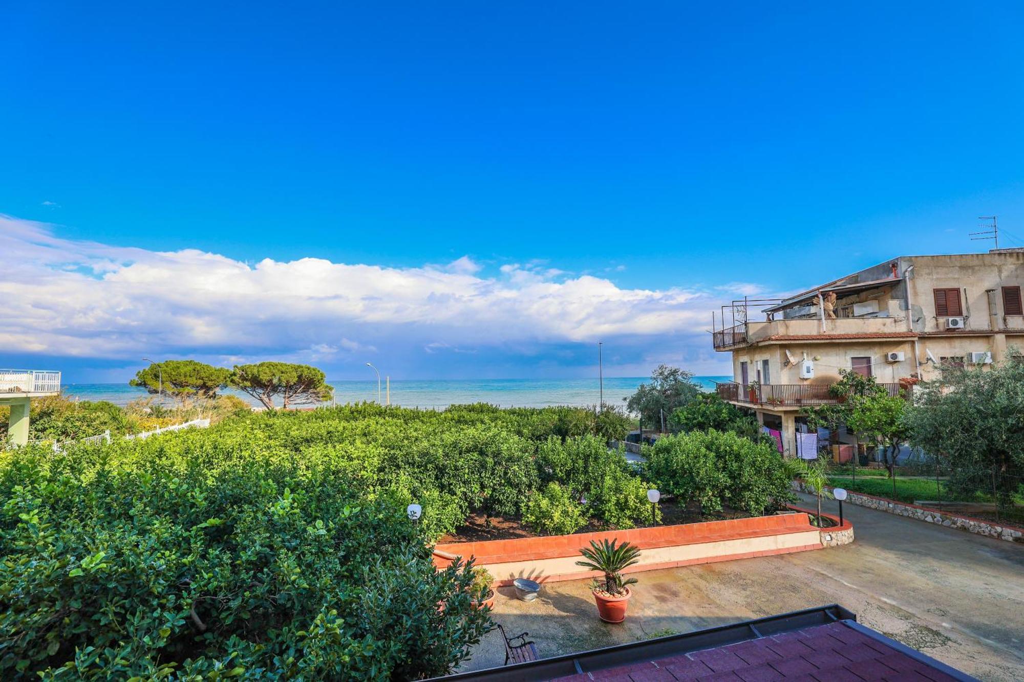 تْرابْيا B&B Giardino Dei Cedri المظهر الخارجي الصورة