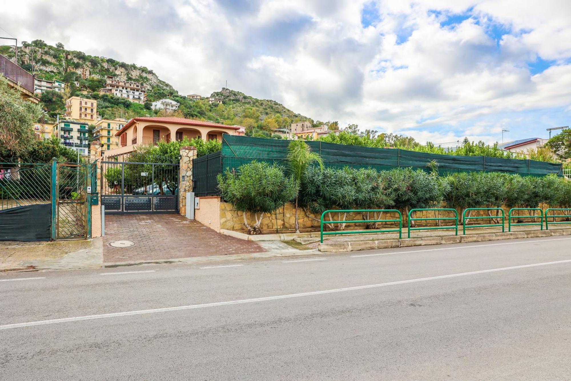تْرابْيا B&B Giardino Dei Cedri المظهر الخارجي الصورة